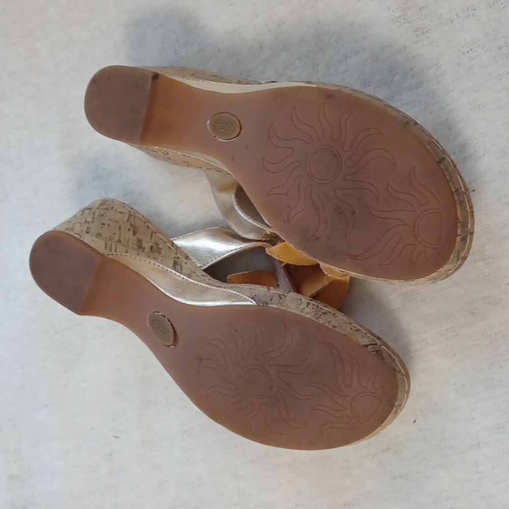 Gold Wedge Sandals - Picture 4 of 7